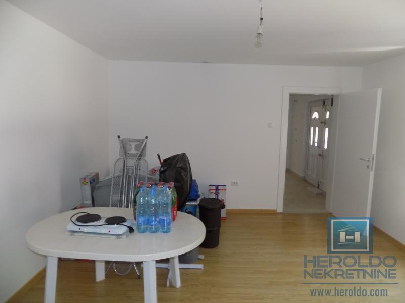 Kuća -novogradnja 16