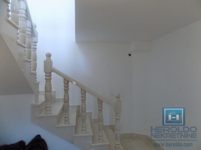 Kuća -novogradnja 18