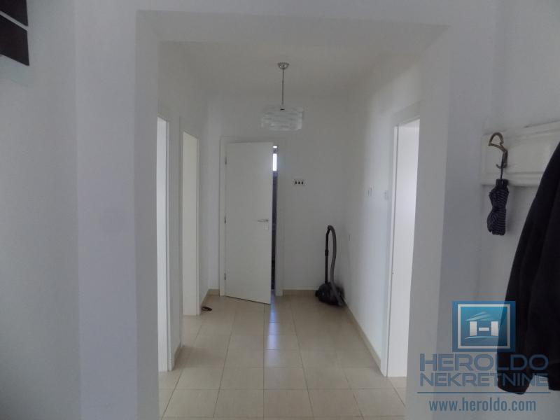 Kuća -novogradnja 3