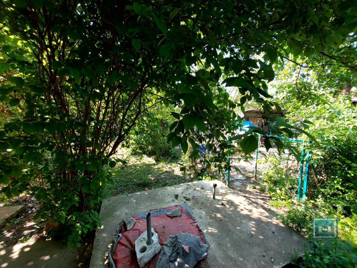 Kuća od 120m2 u naselju Kupusara na 7.39a placa 17