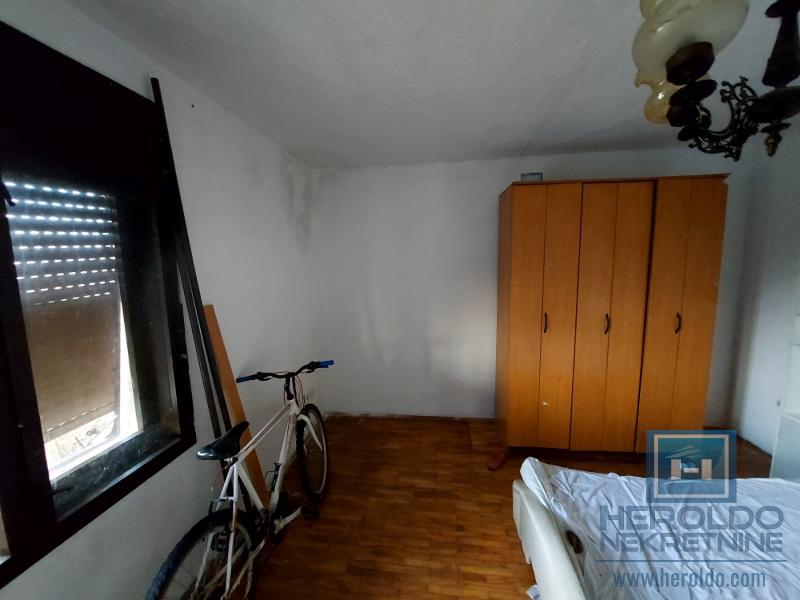 Seosko domaćinstvo – kuća preko 300 m² na placu preko 30 ari 14
