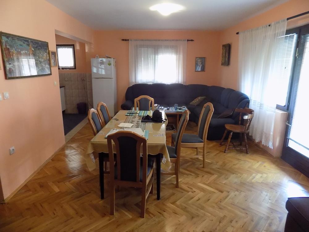 Kuća odlične gradnje 9