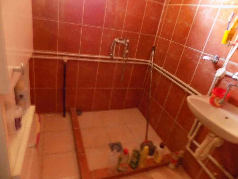 kuća pogodna za poslovni prostor 6