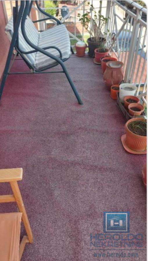 Kuća sa 4 zasebna stana kod Akva parka 35