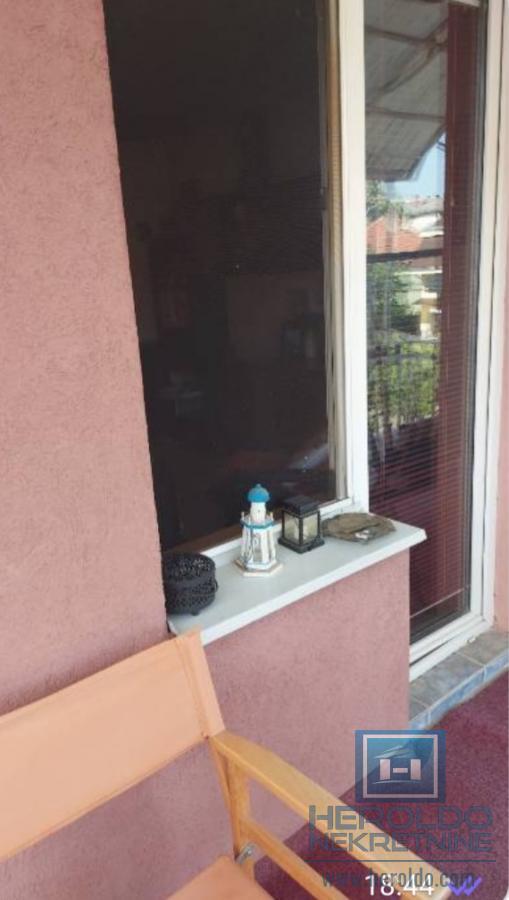 Kuća sa 4 zasebna stana kod Akva parka 36