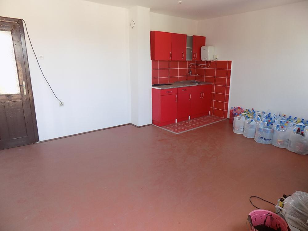 Kuća sa dva ulaza 4