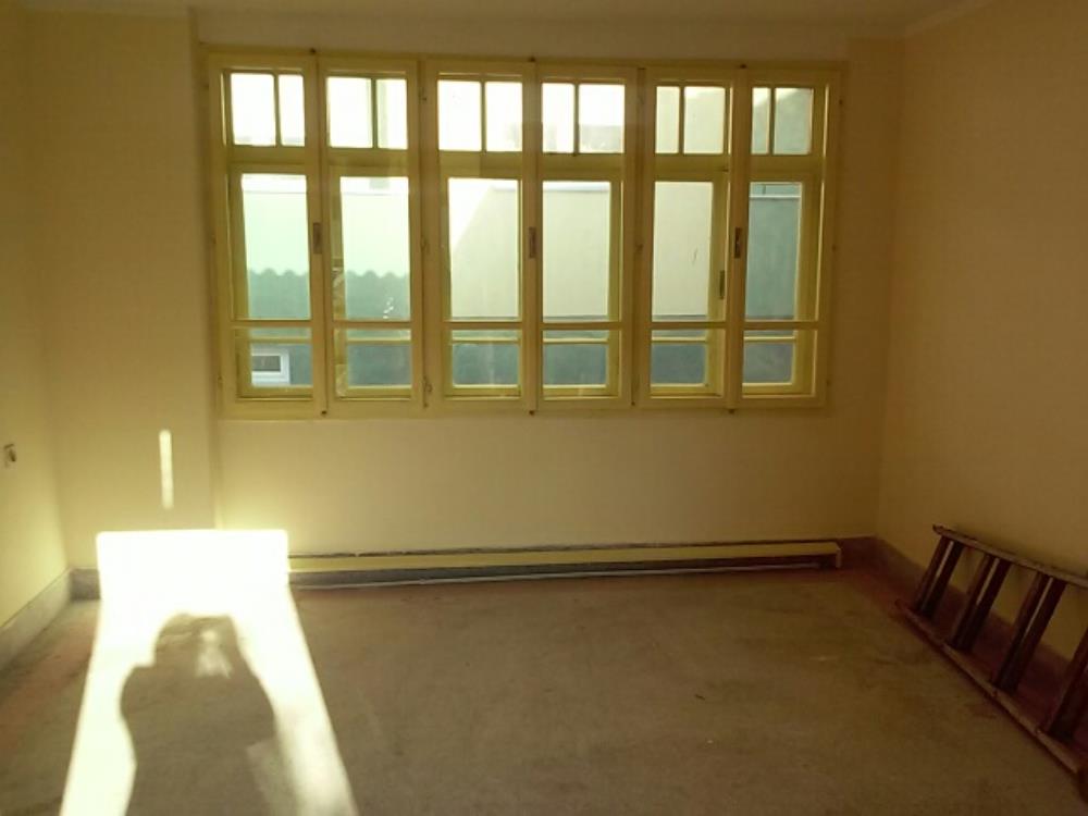 Kuća sa garažom- useljiva 4