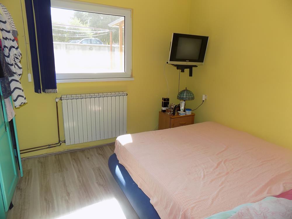 Kuća sa letnjikovcem u dvorištu 8