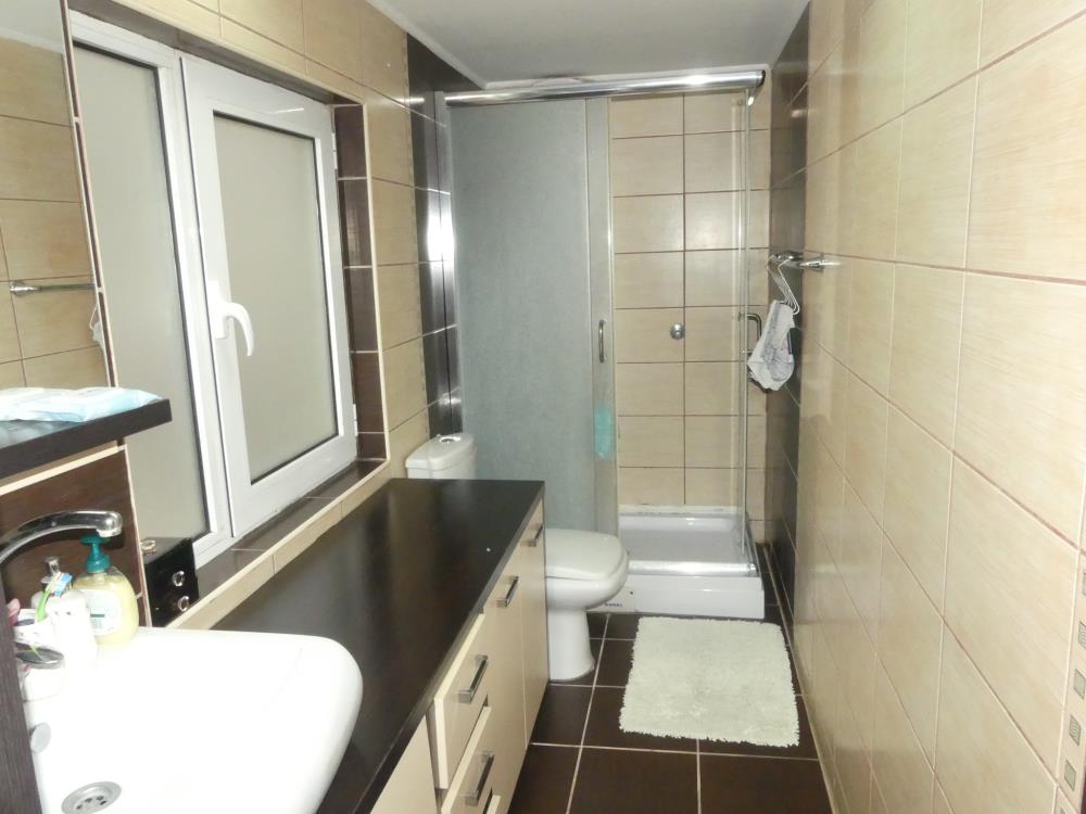 Kuća sa lokalom (nameštena) 45