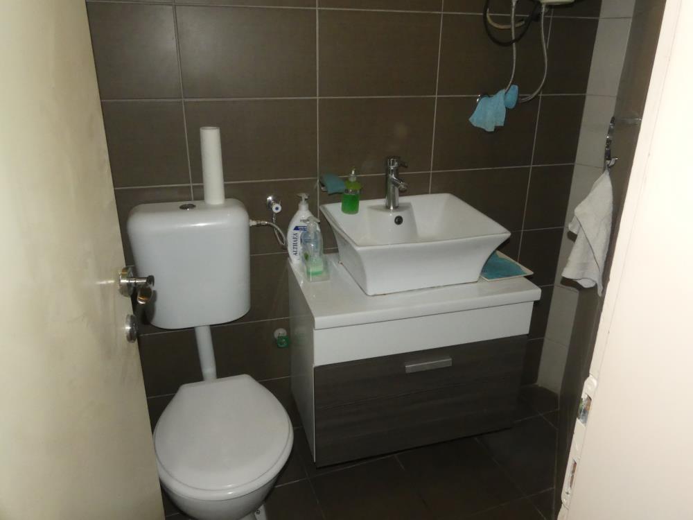 Kuća sa lokalom (nameštena) 2