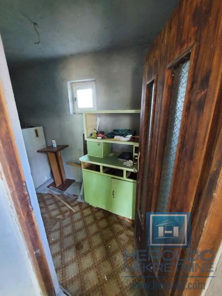 Kuća sa placem od 18a u naselju Panjevački rit 6