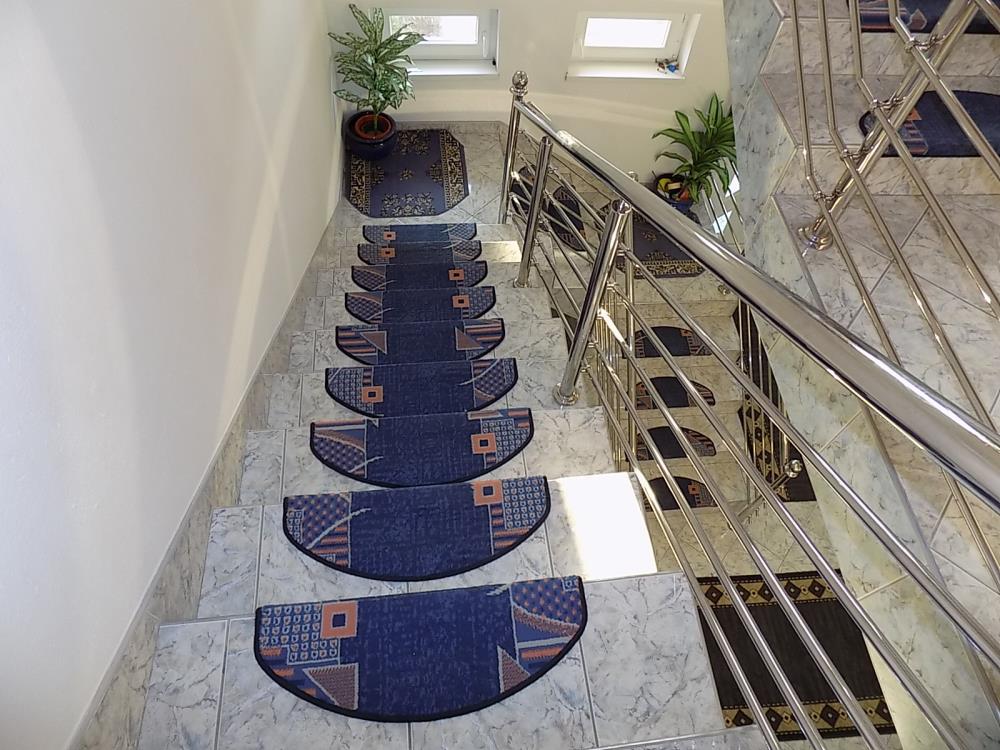 Kuća sa poslovnim prostorom, Akva Park 3