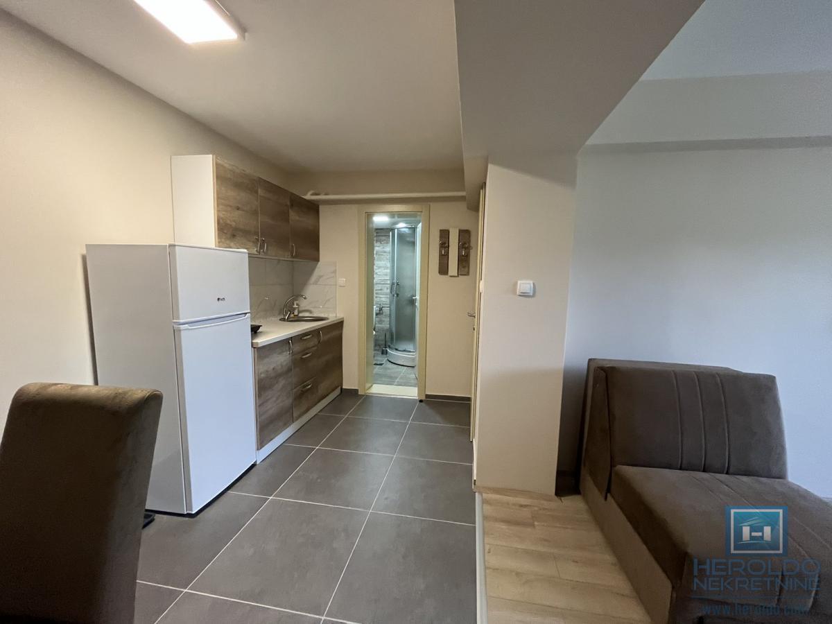 Kuća sa sedam apartmana 17