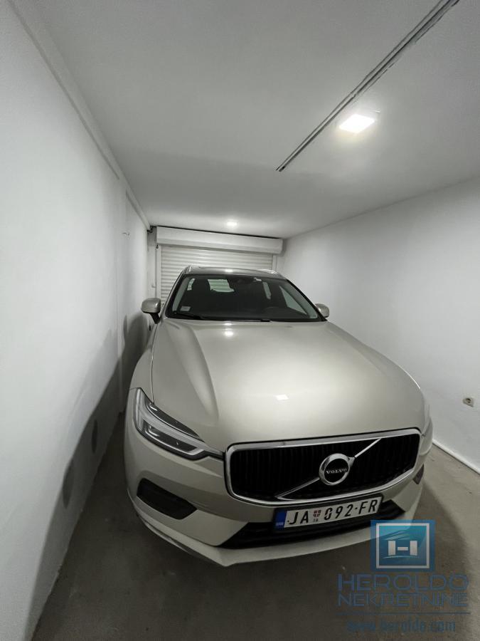 Kuća sa tri stana u centru Jagodine 29