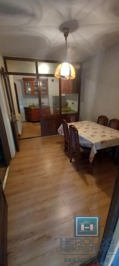 Kuća u blizini zelene pijace i centra grada 3