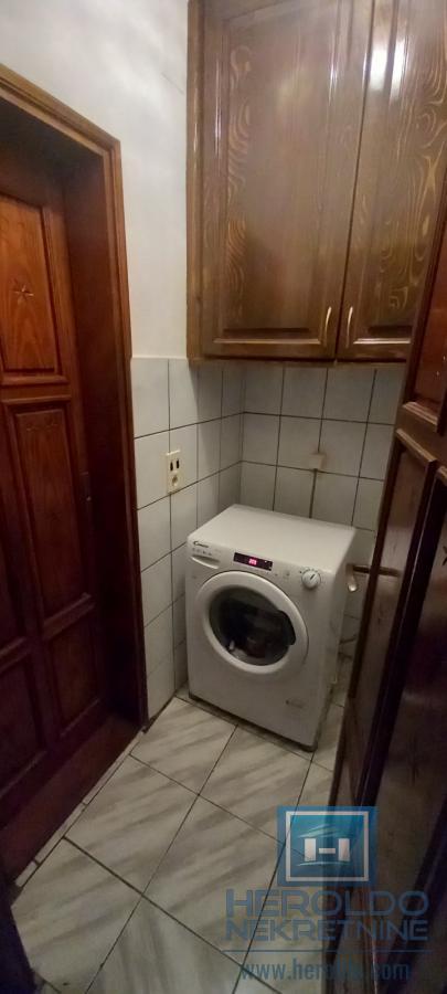 Kuća u blizini zelene pijace i centra grada 6