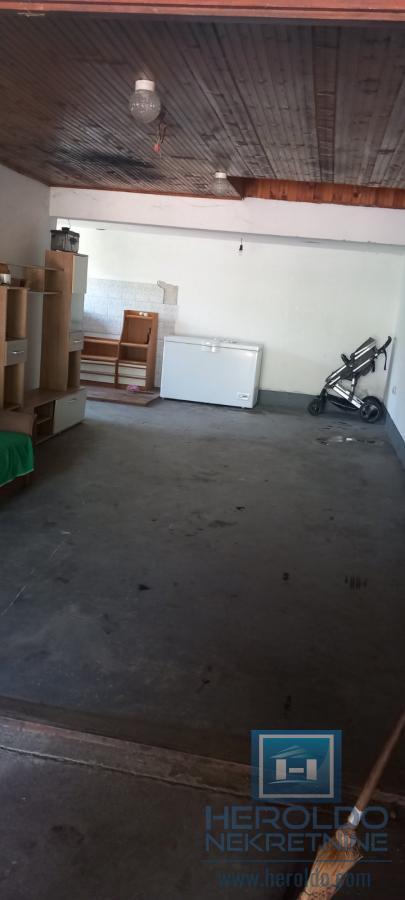 Kuća u blizini zelene pijace i centra grada 8