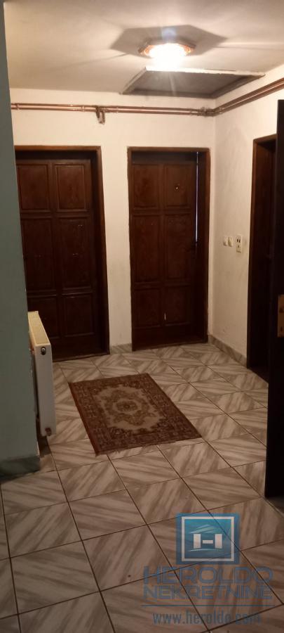 Kuća u blizini zelene pijace i centra grada 17