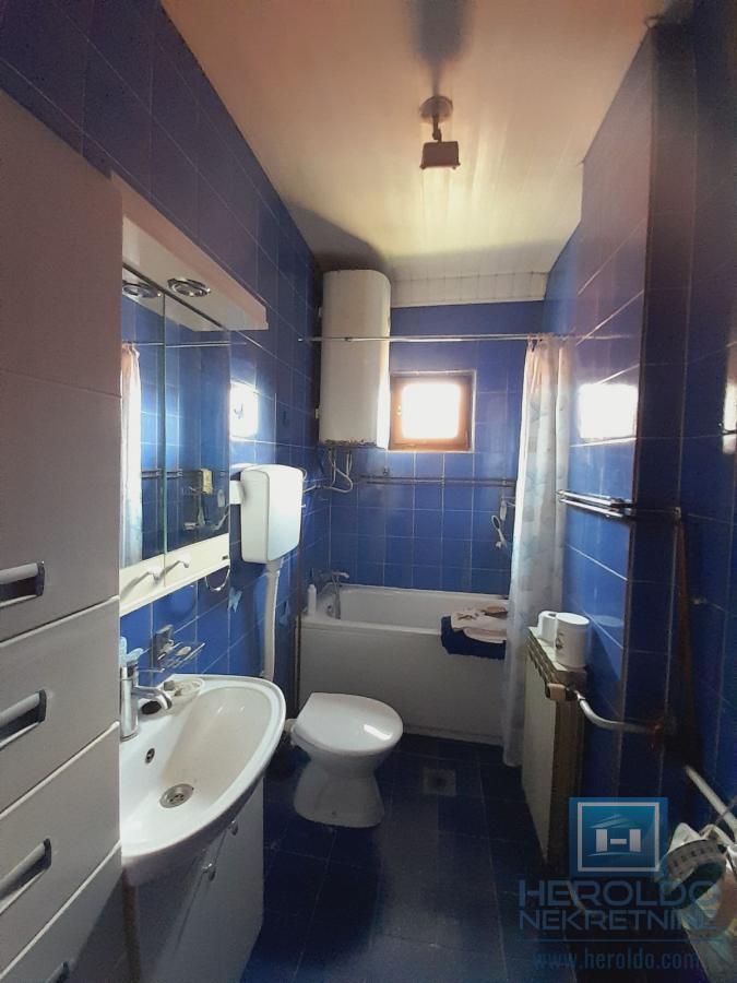 Kuća u Ćupriji na odličnoj lokaciji - prodaja 19