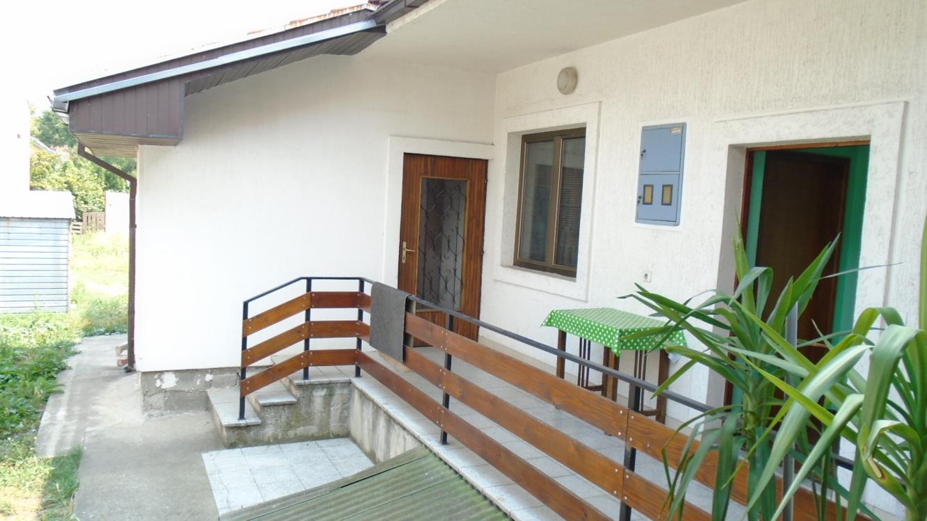 Kuća u širem centru Jagodina (prodaja) 13