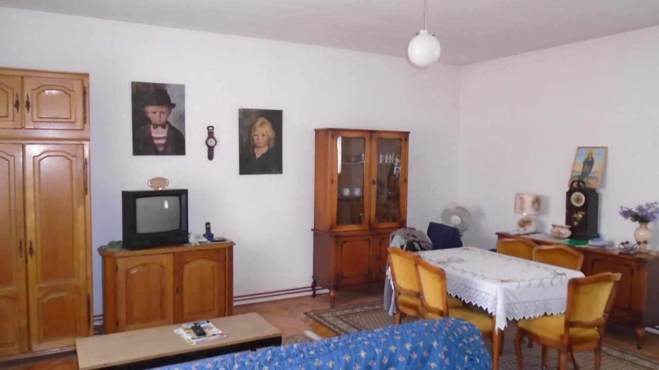 Kuća u širem centru Jagodina (prodaja) 9