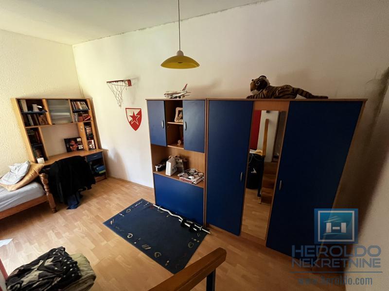 Kuća u širem centru na prodaju 11