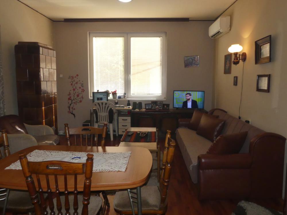 Kuća u strogom centru Jagodine 3