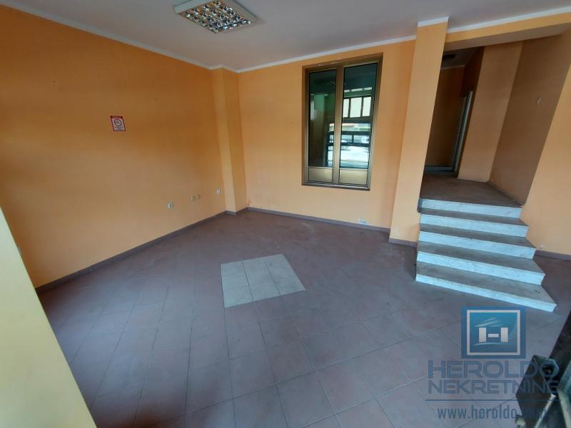 lokal 84m2 na odličnoj lokaciji 2