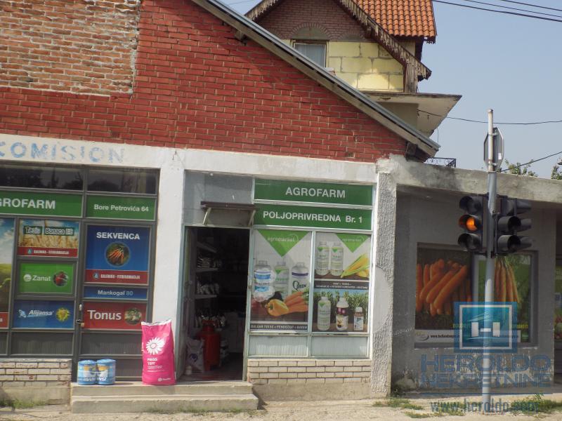 Lokal blizu pijace 5