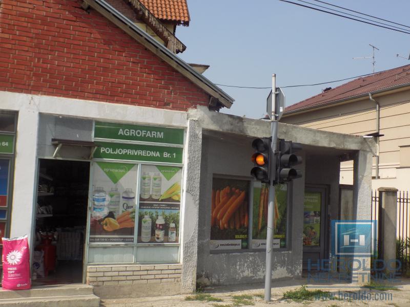 Lokal blizu pijace 6