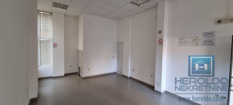 Lokal u blizini glavne autobuske stanice 2