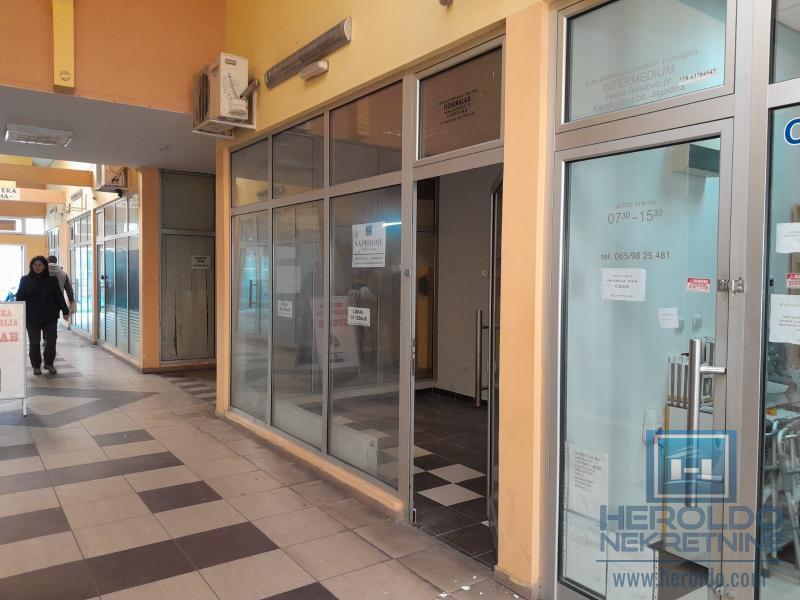 Lokal u centru u TC Most 7