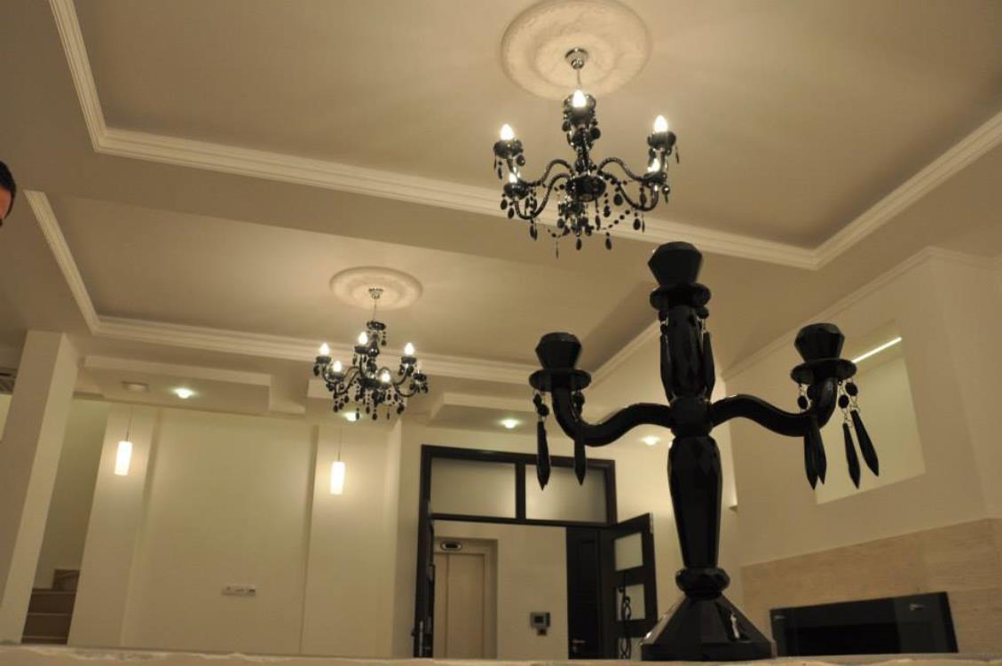 Život na vrhu – Ekskluzivni stan u srcu Ćuprije 13