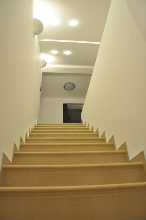 Život na vrhu – Ekskluzivni stan u srcu Ćuprije 16