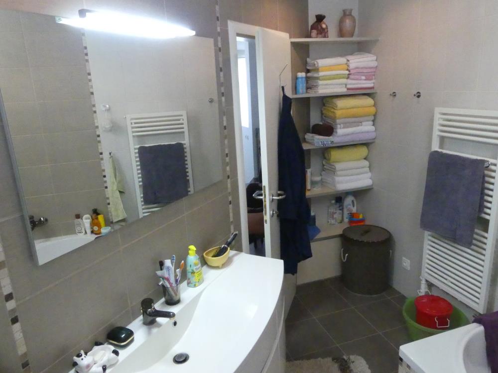 Lux sređena kuća, useljiva 26