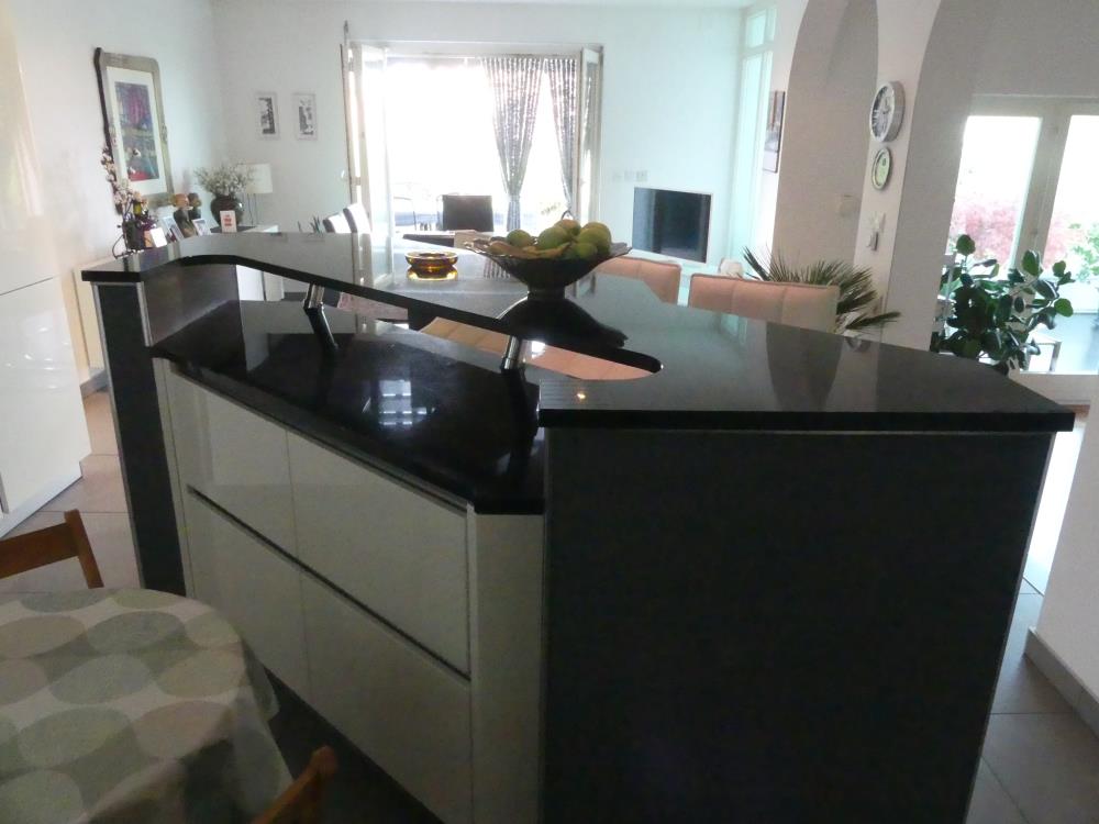 Lux sređena kuća, useljiva 12