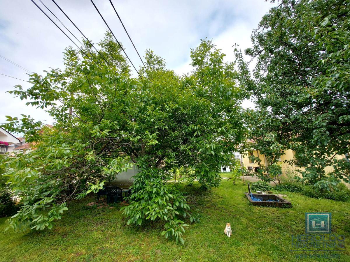 Manja kuća kod Akva Parka 8