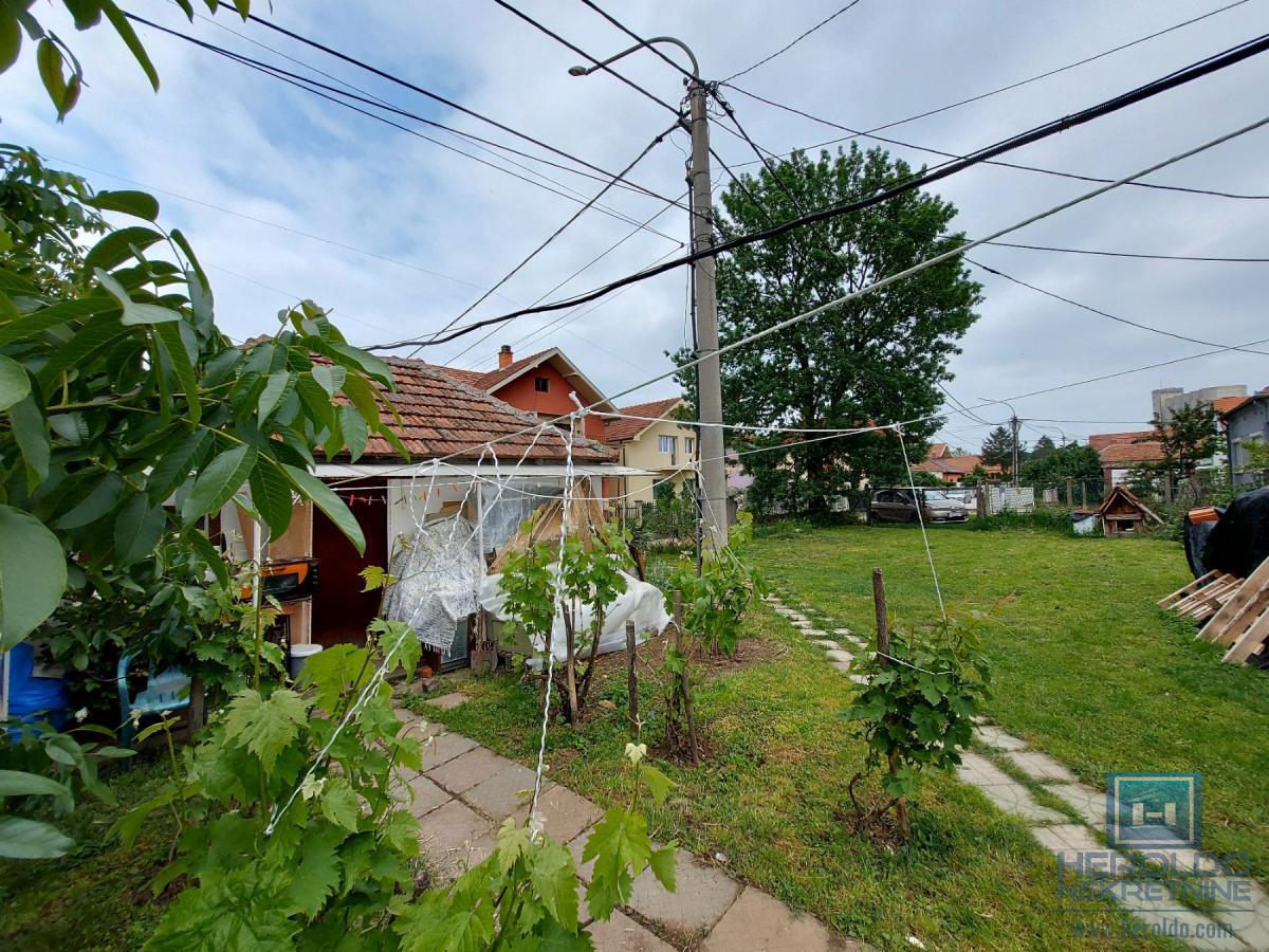 Manja kuća kod Akva Parka 6