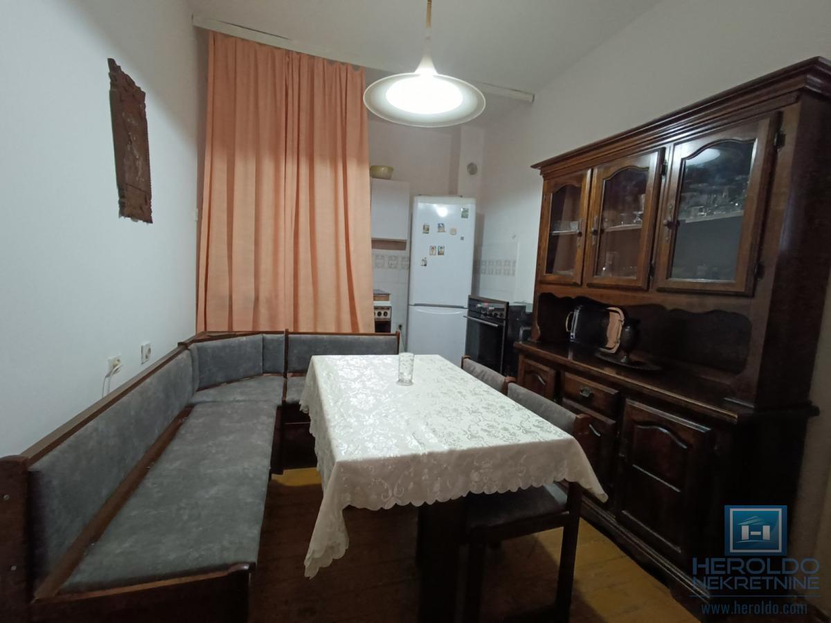 Manja, prizemna kuća 6