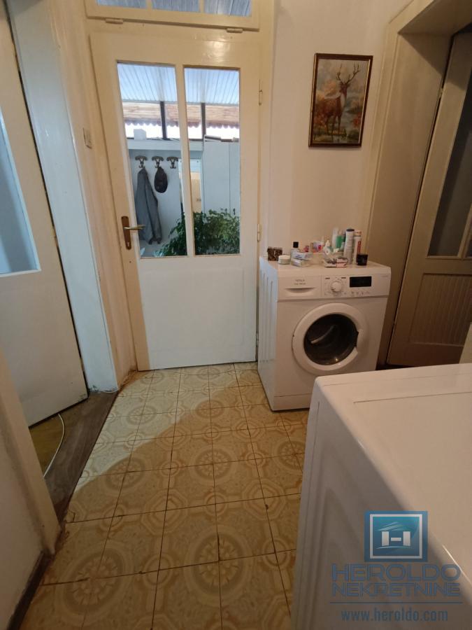 Manja, prizemna kuća 11