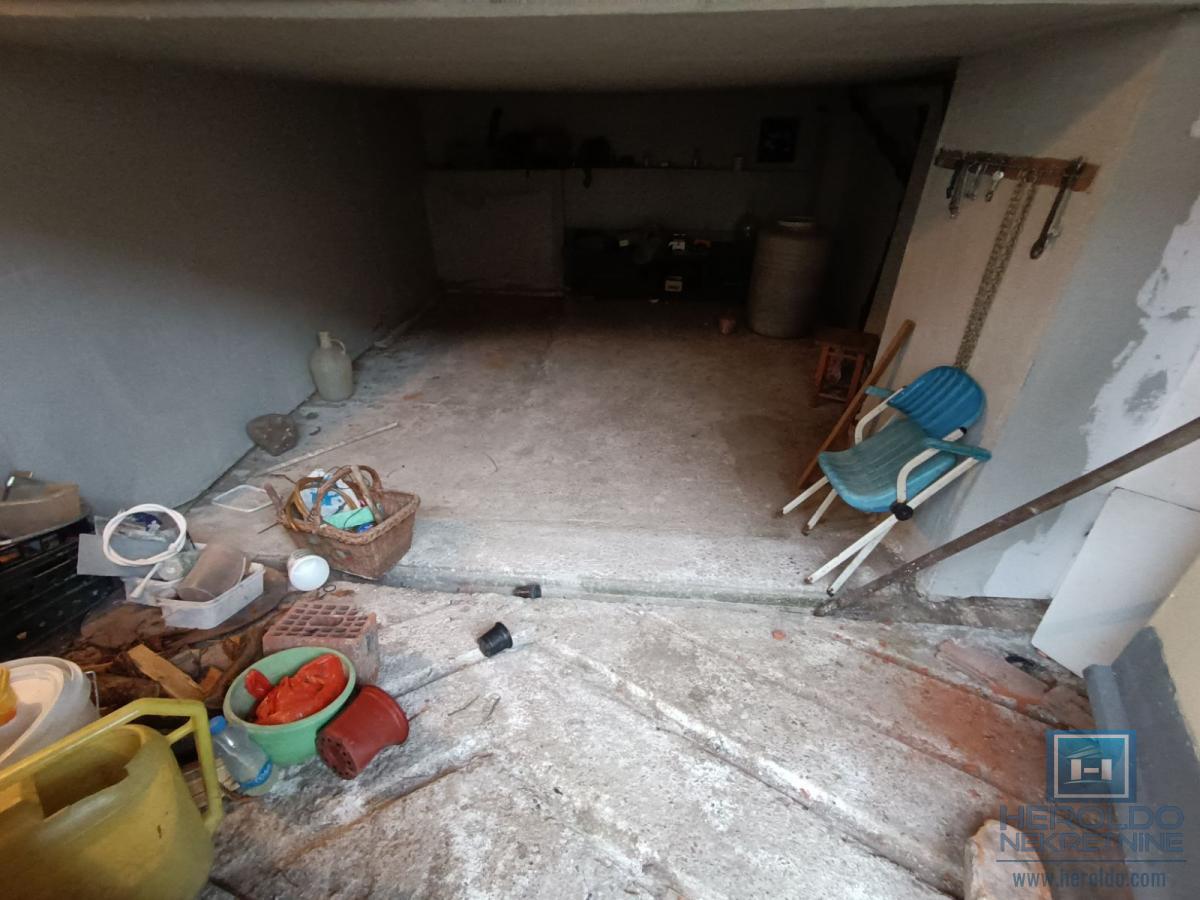 Manja, prizemna kuća 15