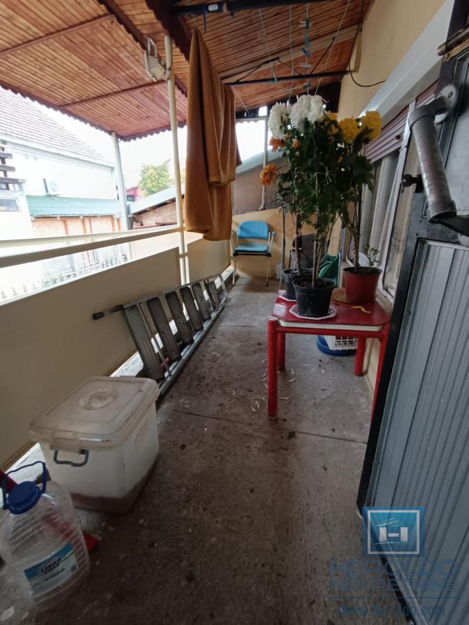 Manja, prizemna kuća 16