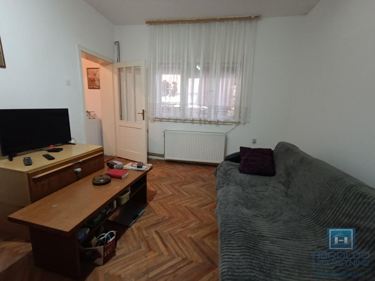 Manja, prizemna kuća 8