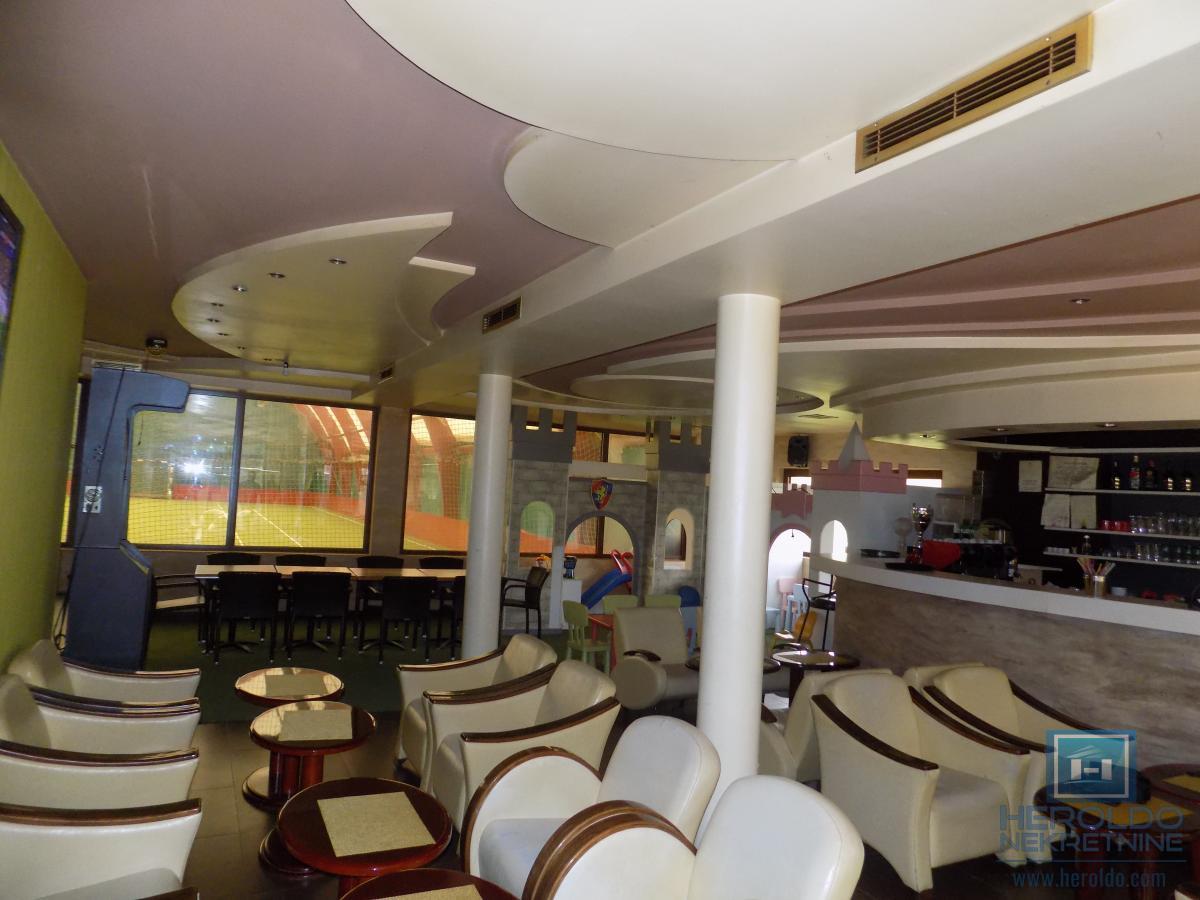 NA PRODAJU – BALON ZA FUDBAL SA KOMPLETNIM INVENTAROM 3