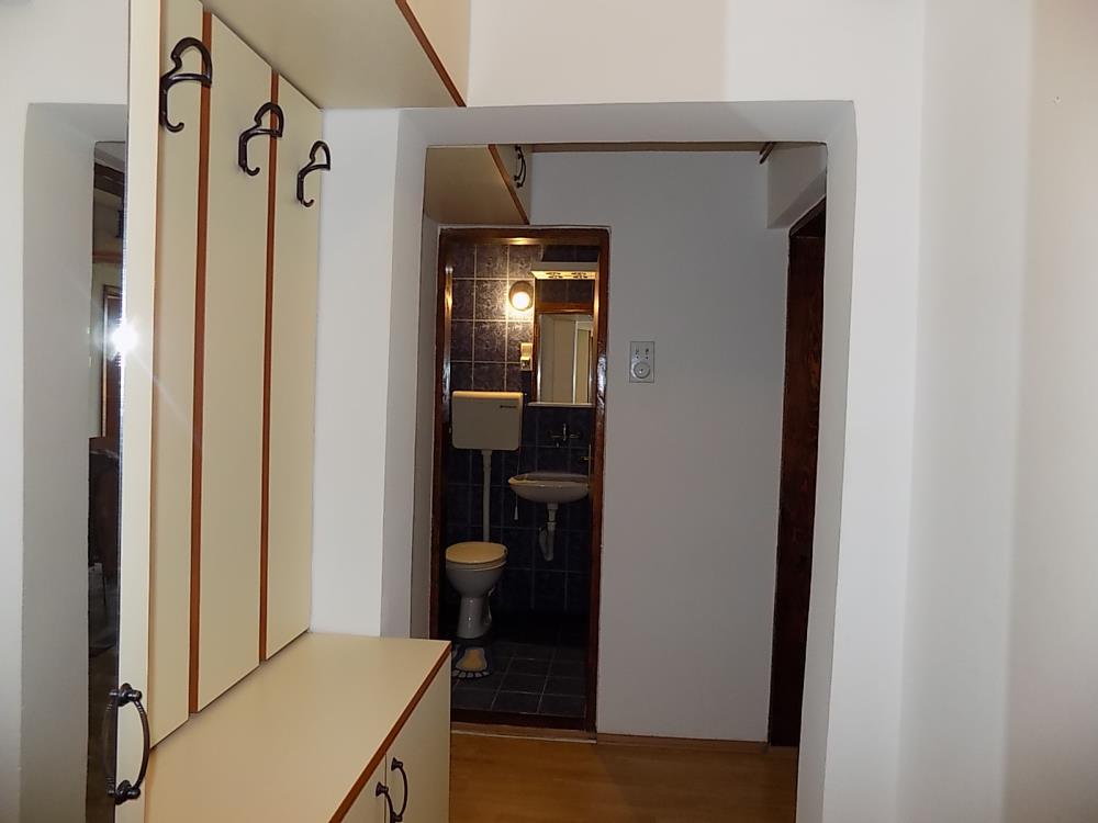 Na prodaju jednosoban stan 2