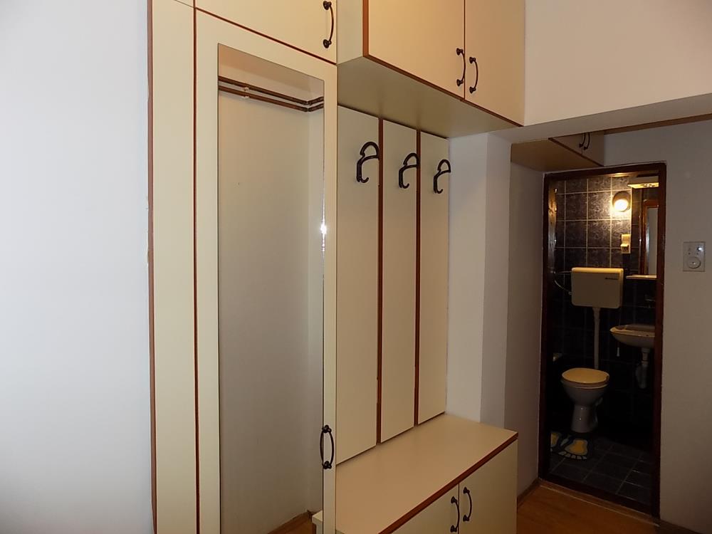 Na prodaju jednosoban stan 3