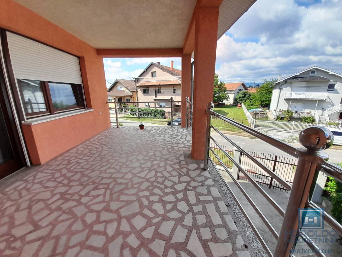 Na prodaju kuća u Ćupriji 61