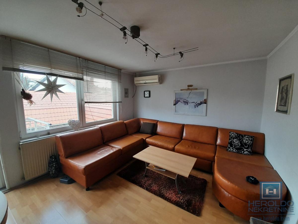 Na prodaju kuća u Ćupriji 14