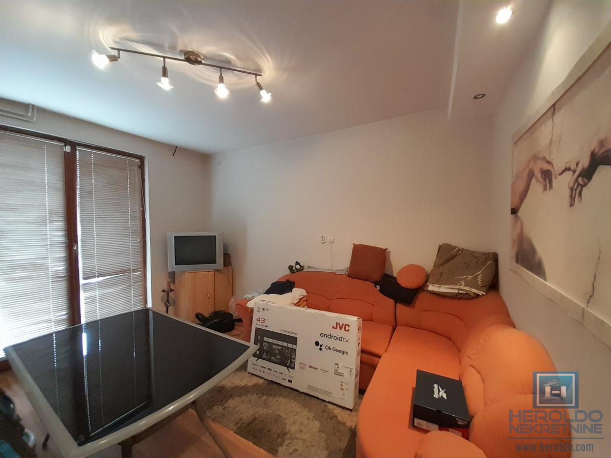 Na prodaju kuća u Ćupriji 15