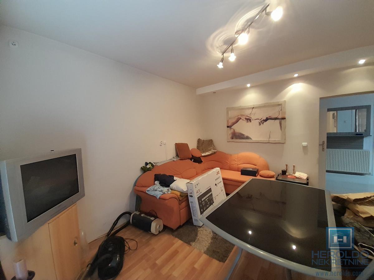 Na prodaju kuća u Ćupriji 16